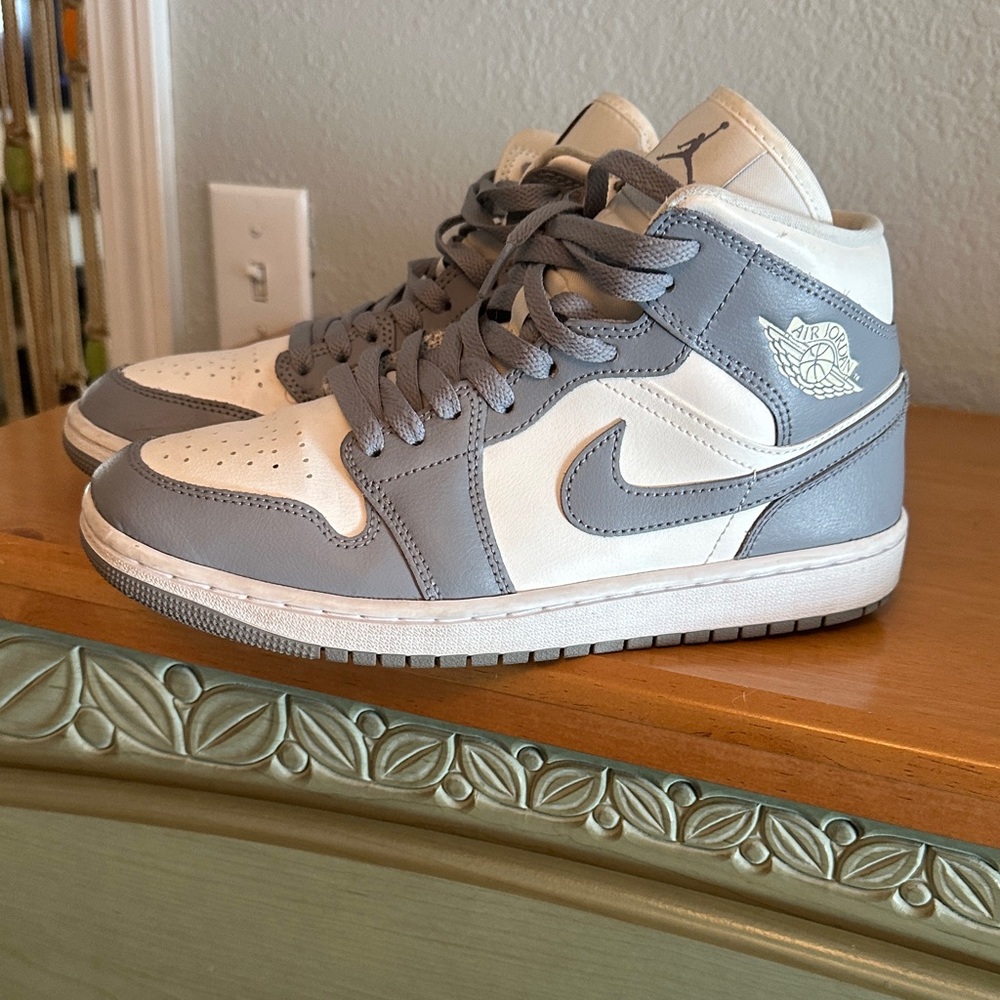 Jordan Women's Athletic Shoes in Gray and White